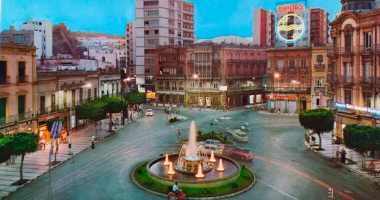 Descubre la historia y belleza de la emblemática Puerta de Purchena en Almería