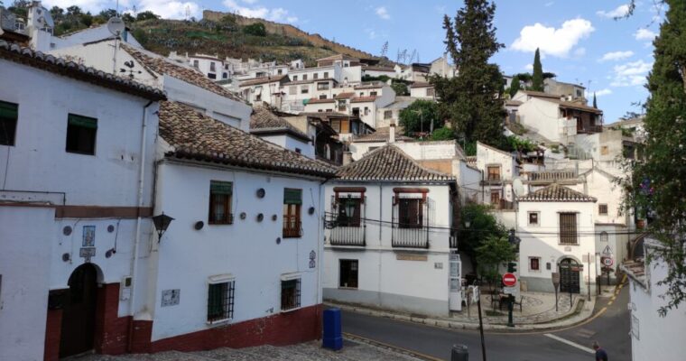 Descubre la belleza cultural del barrio Albaicín en Granada