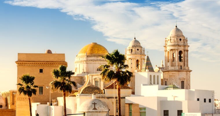 la belleza de la Catedral de Cádiz