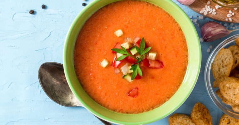 Receta de Gazpacho tipica de Andalucia