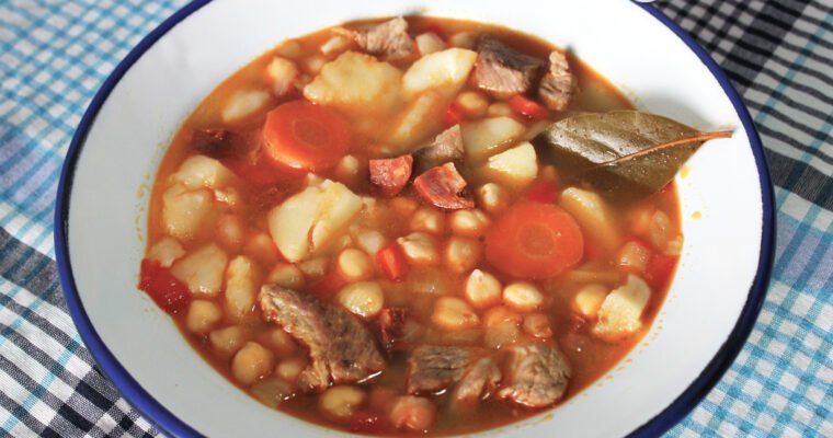 Receta de Potaje de garbanzos tipica de Andalucia